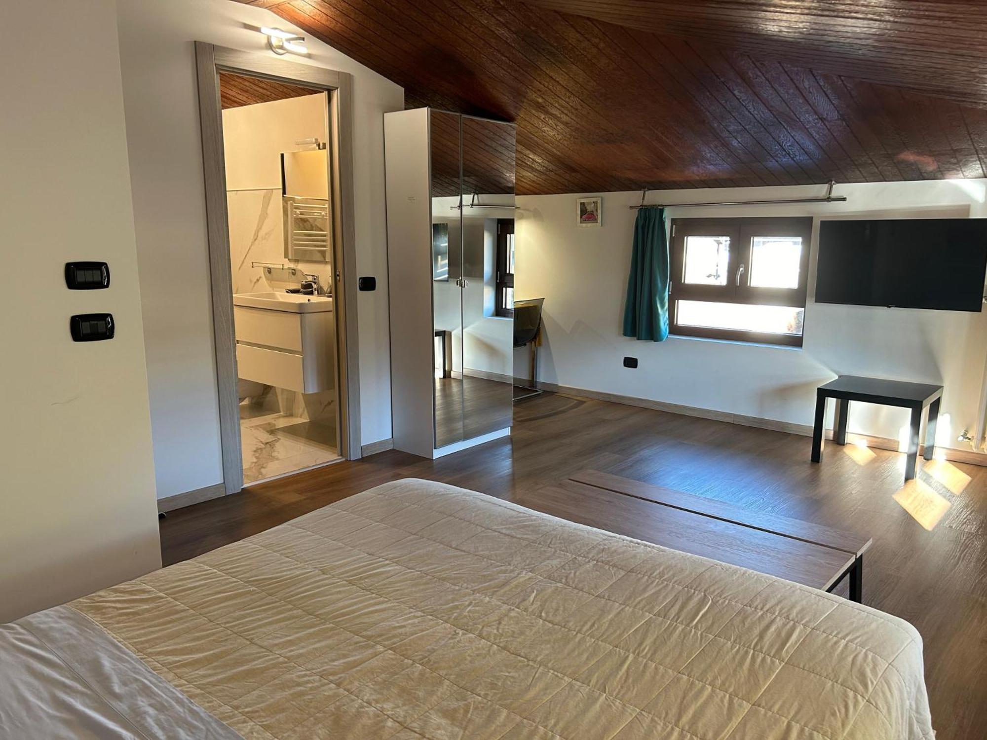B&B Southitaly Busto Arsizio Exterior foto