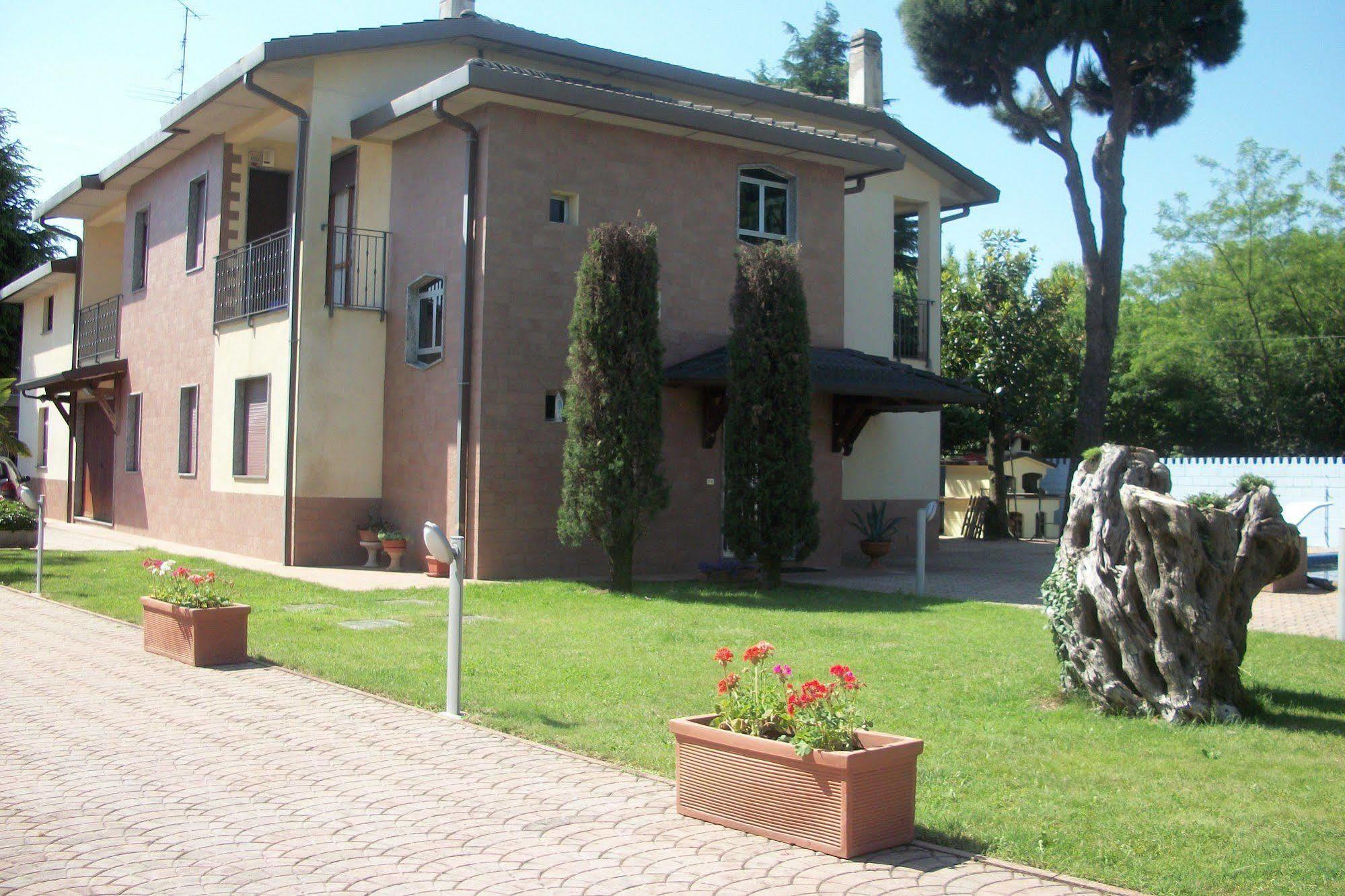 B&B Southitaly Busto Arsizio Exterior foto