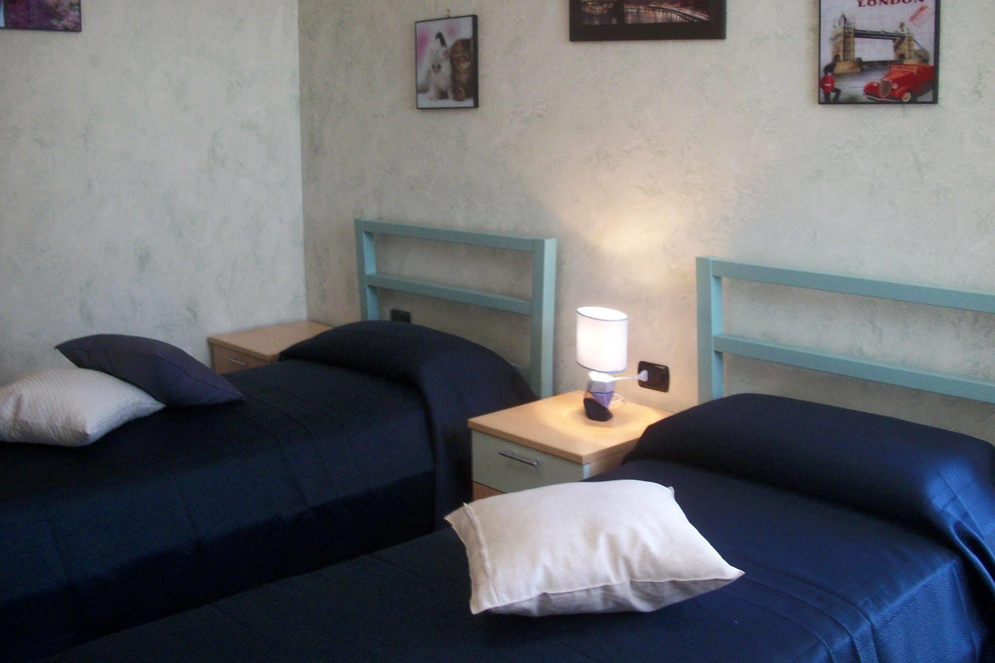 B&B Southitaly Busto Arsizio Exterior foto
